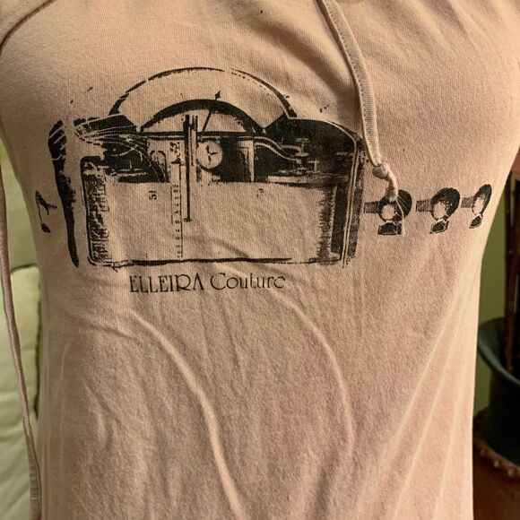 Elleira Couture TShirt 💗  - Picture 3 of 5